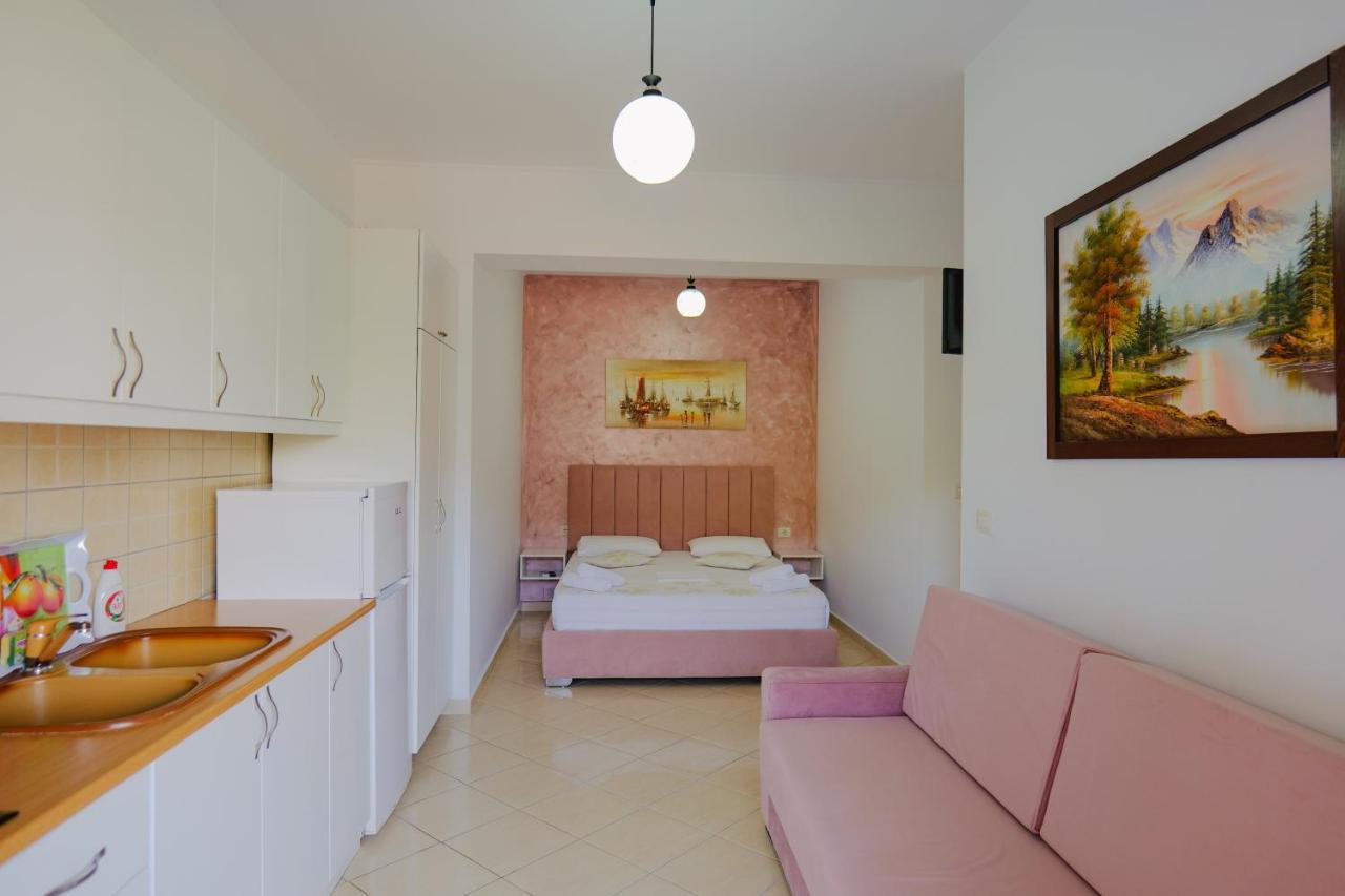 Eleni Guest House Sarandë Eksteriør billede