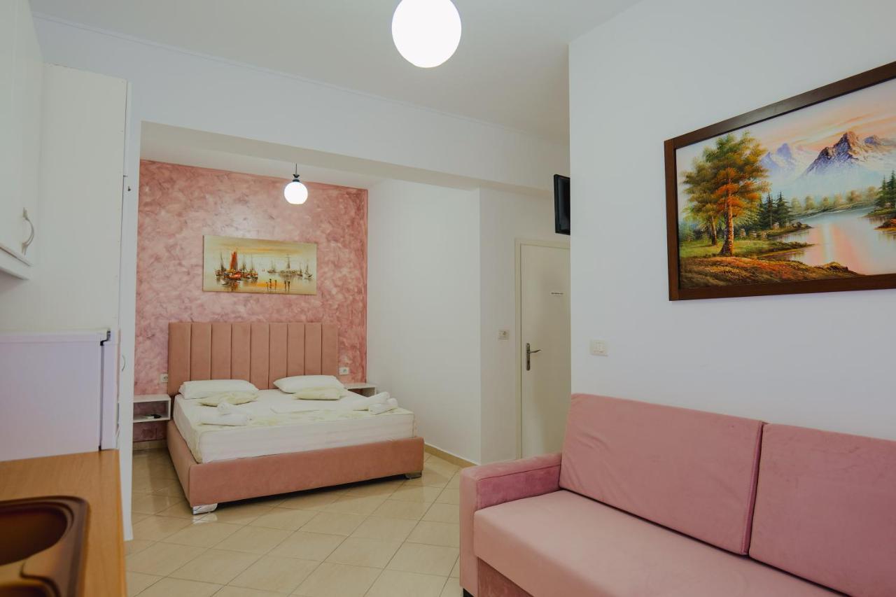 Eleni Guest House Sarandë Eksteriør billede