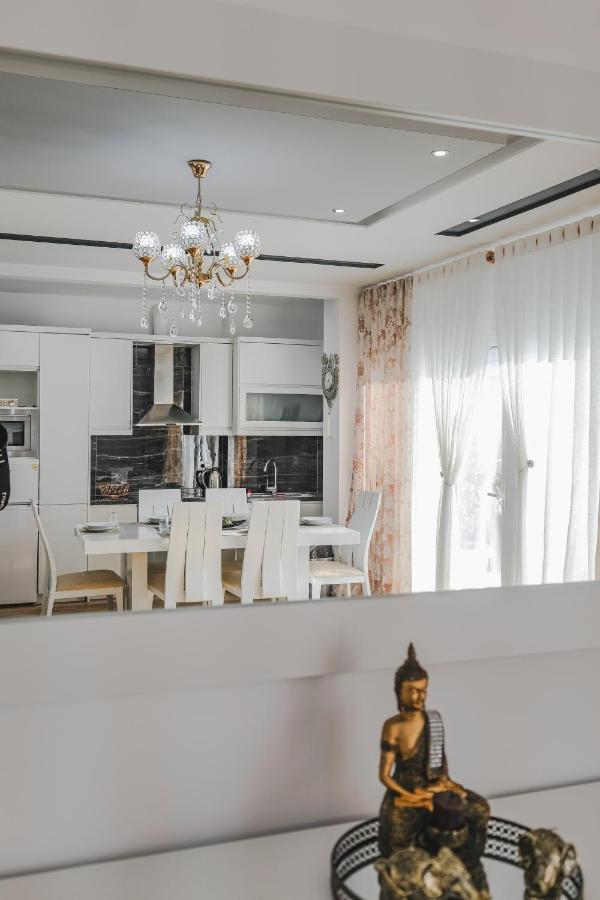 Eleni Guest House Sarandë Eksteriør billede