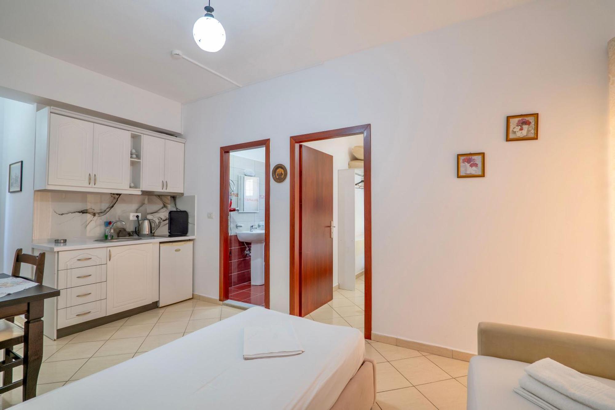 Eleni Guest House Sarandë Eksteriør billede