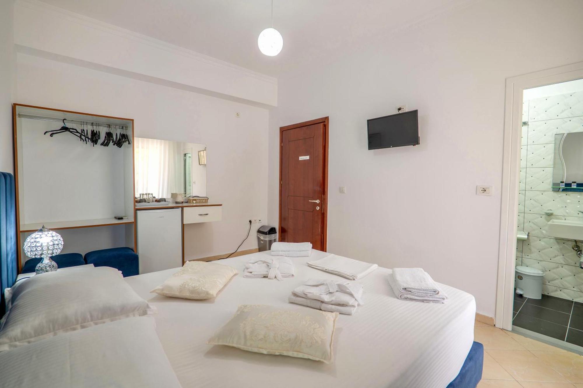 Eleni Guest House Sarandë Eksteriør billede